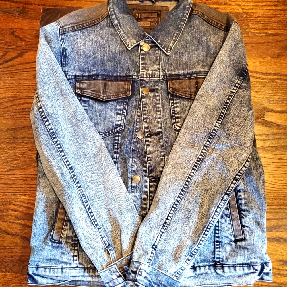 Forever21 Men's 2-Tone Denim Jacket